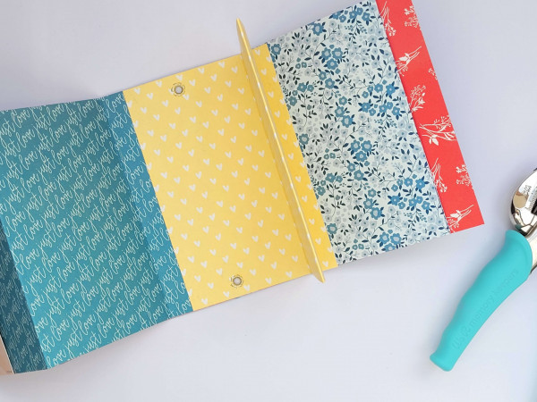 Fermeture du Mini Book