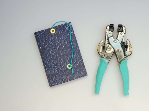 Fermeture du Mini Book