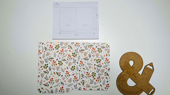 Fabrication des pochettes en papiers
