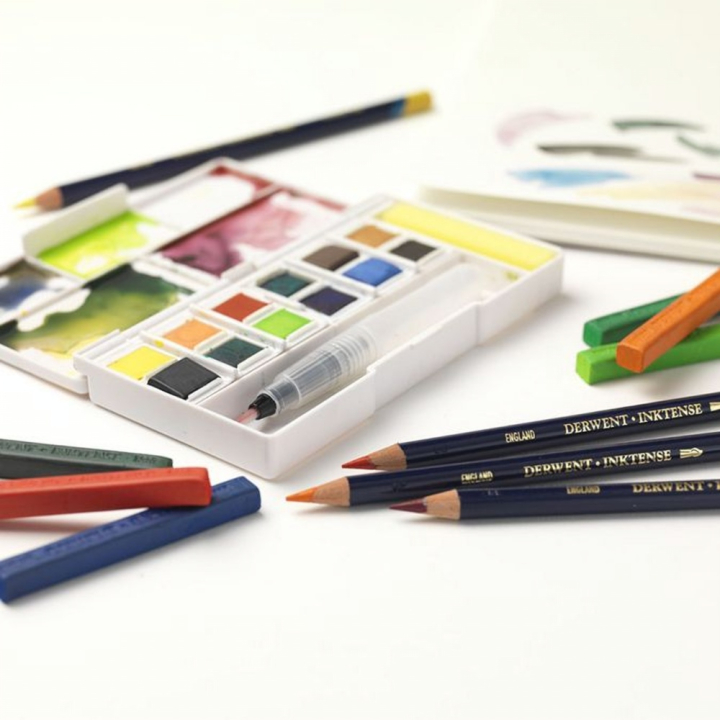 Carré d'encre aquarellable Inktense Block Boîte métal 72 pcs - Derwent - Rougier et Plé