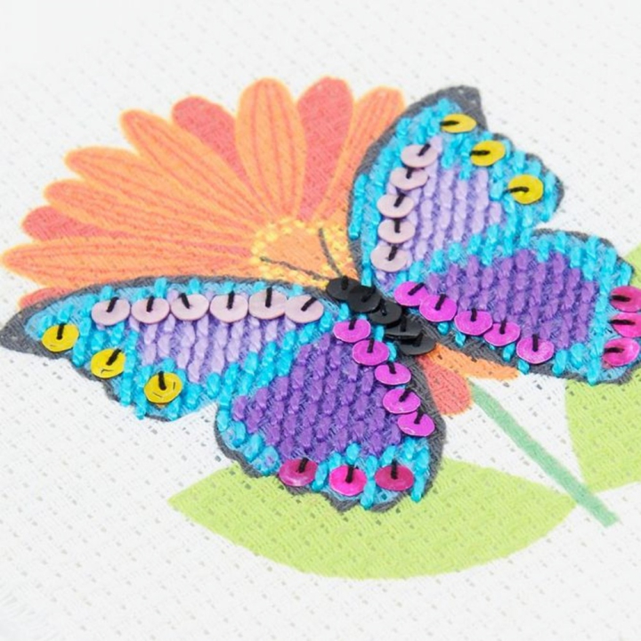 Kit broderie Papillon au demi point - 8+ - DMC - Rougier et Plé