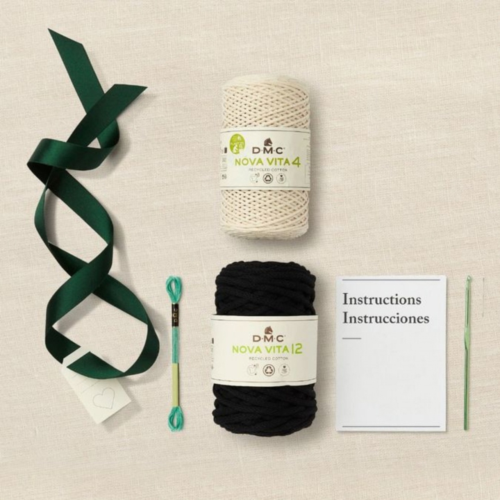 Kit crochet sets de tables monochrome Gift of Stitch - DMC - Rougier et Plé