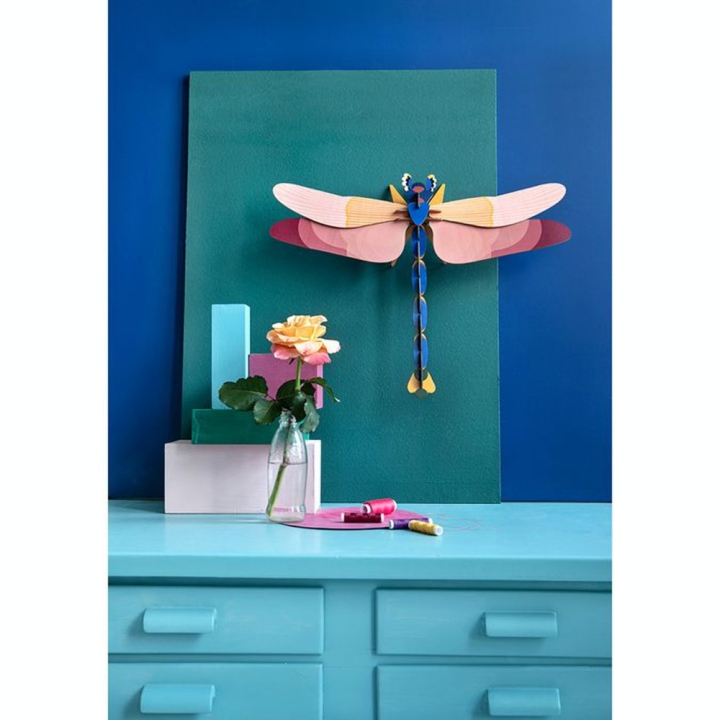 Décoration murale 3D 47 x 8 x 36 cm Libellule rose - Studio ROOF - Rougier et Plé