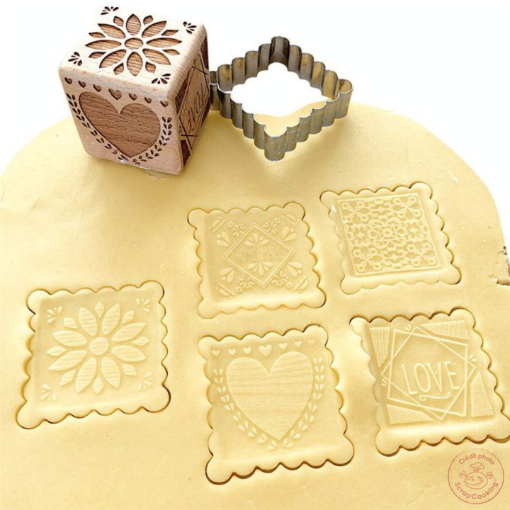 Tampon biscuit bois Déco+ découpoir - ScrapCooking - Rougier et Plé
