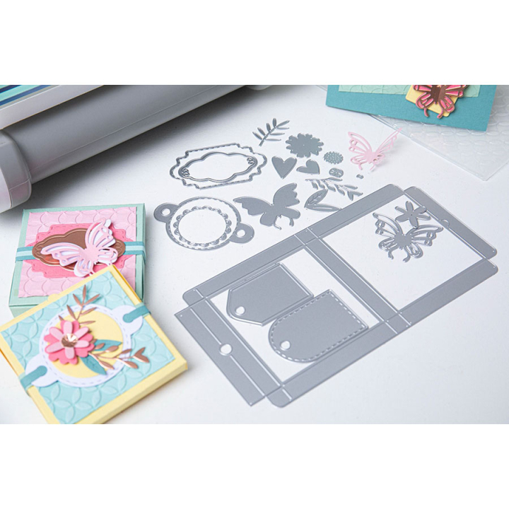 Machine de découpe et gaufrage Big Shot Plus - Kit de démarrage - Sizzix - Rougier et Plé