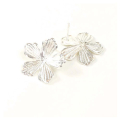 Clous d'oreilles Fleurs 19 x 20 mm avec Anneau d'accroche Argenté 925 - 2 pcs - Perles Corner - Rougier et Plé