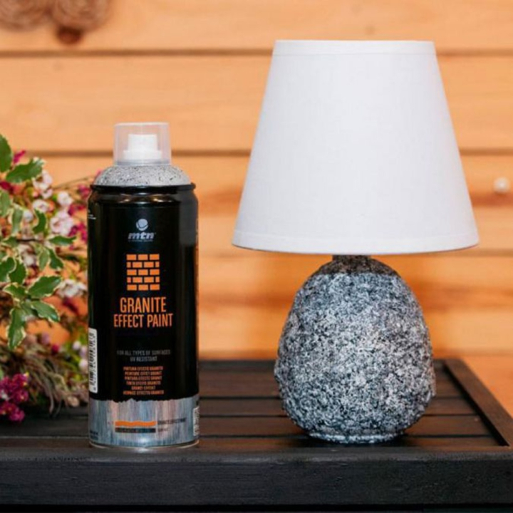 Peinture en spray MTN Pro effet granit noir 400 ml - Montana - Rougier et Plé