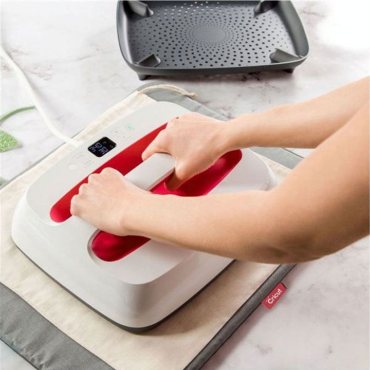Machine de transfert à chaud EasyPress Grand format - Cricut - Rougier et Plé
