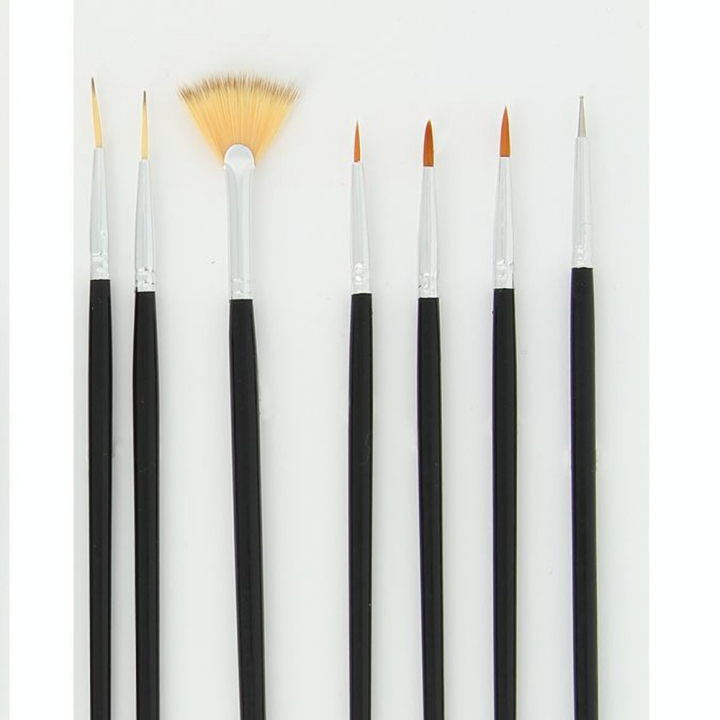 Pinceaux assortis pour détails Set de 16 pcs - Urbancust - Rougier et Plé