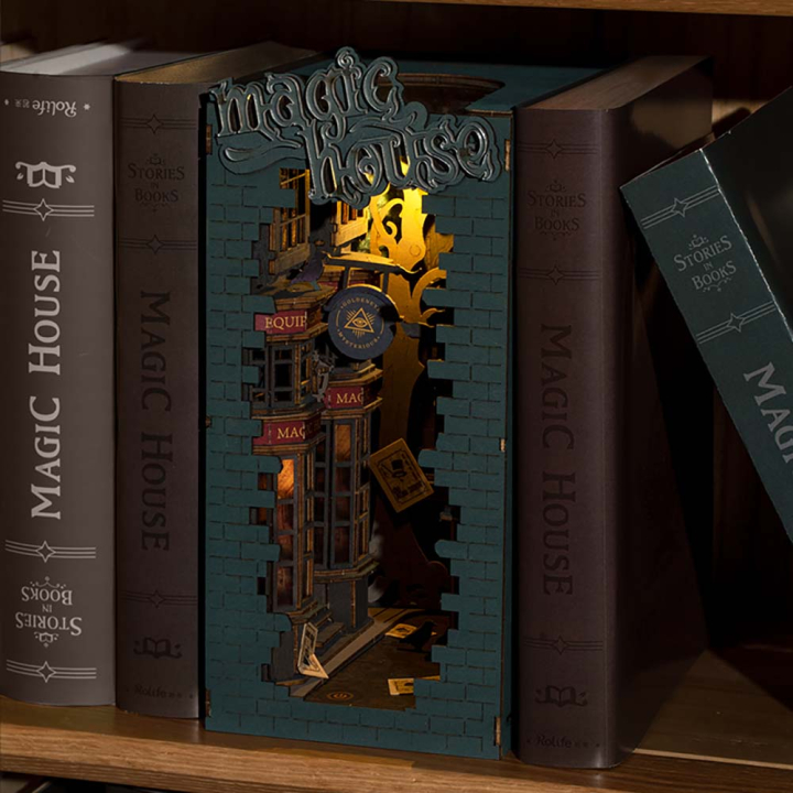 Maquette Book Nook Magic House - Rolife - Rougier et Plé