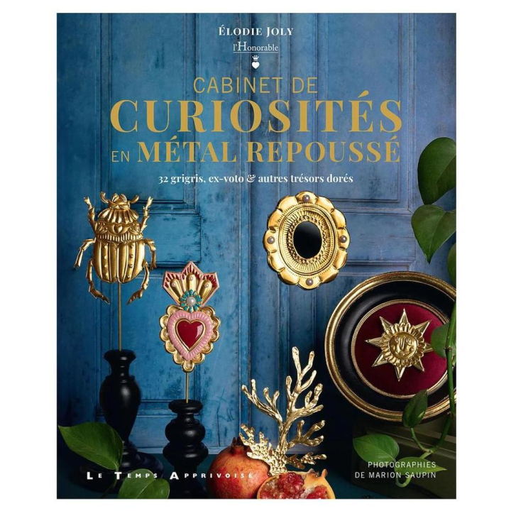Cabinet de curiosités en métal repoussé - Le Temps Apprivoisé - Rougier et Plé