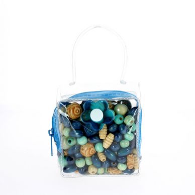 un sac avec des perles multicolores