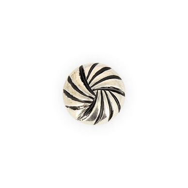 Perle en résine ronde aplatie motif pelote argent vieilli - 22,8 x 22,8 mm